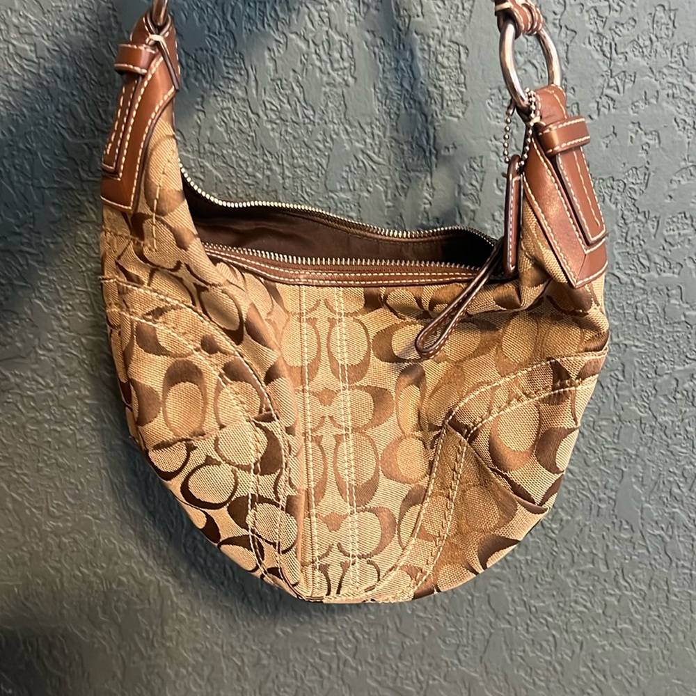 Vintage Y2K Coach hobo bag NICE 💕